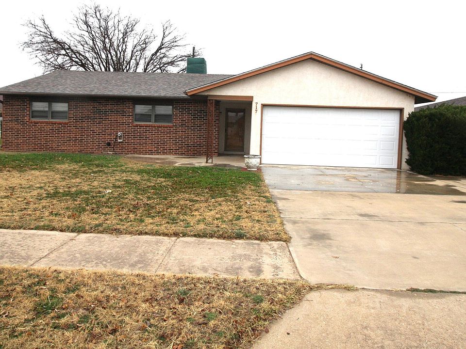 1st image of 717 W Aspen Ave