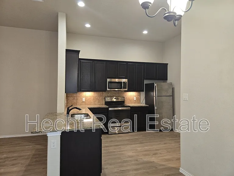 217 Kaspar Way #1 — Photo 8