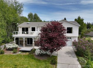1197 Nimitz Dr, Coupeville, WA 98239