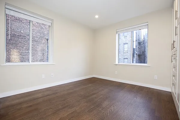 Rented by REAL New York | media 14