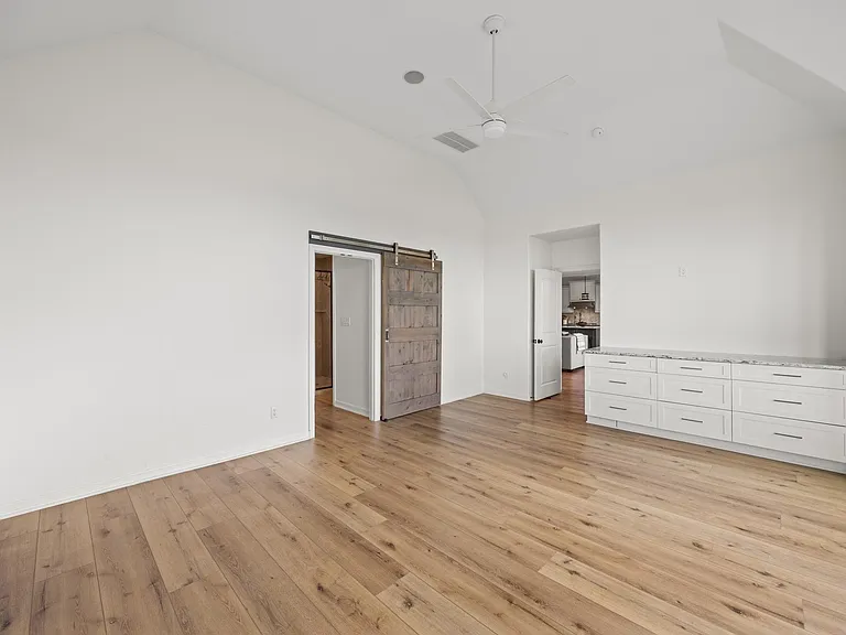 366 Mirafield Ln — Photo 25