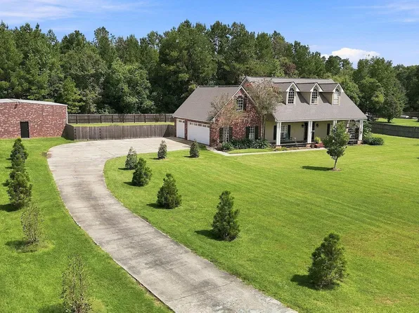 33798 Cane Market Rd, Walker, LA 70785