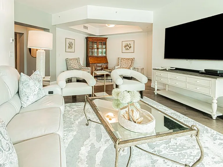 300 Dunes Blvd #105 — Photo 4