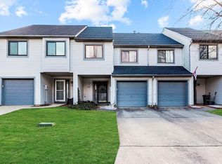 121 Lexington Cir, Matawan, NJ 07747