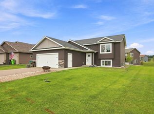 270 Prairie Rd, New Richmond, WI 54017