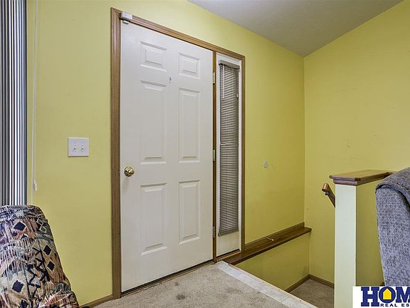 4th image of 901 W Welter Dr
