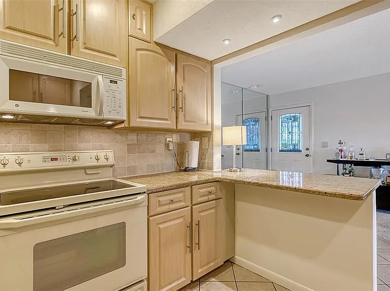 1633 Boathouse Cir #HA132 — Photo 20