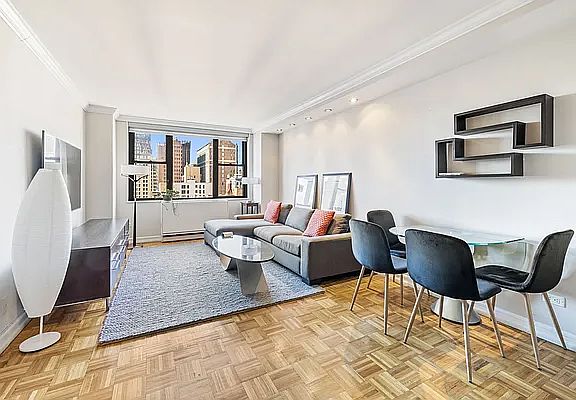 2nd image of 201 E 17th St APT 17D