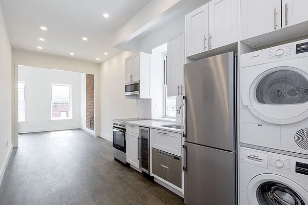 Rented by Compass | media 12