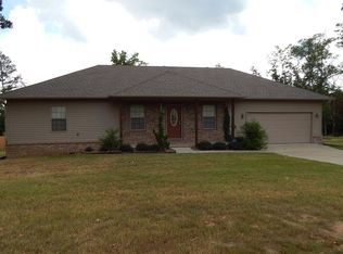 121 Fairview Dr, Russellville, AR 72802