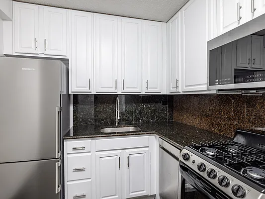Rented by GoodRock Realty | media 1