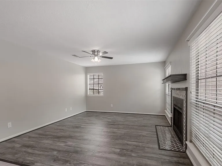 2401 Sycamore Ave #C2 — Photo 6