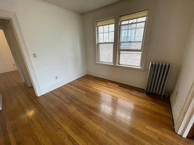 2166 Grand Ave — Photo 4