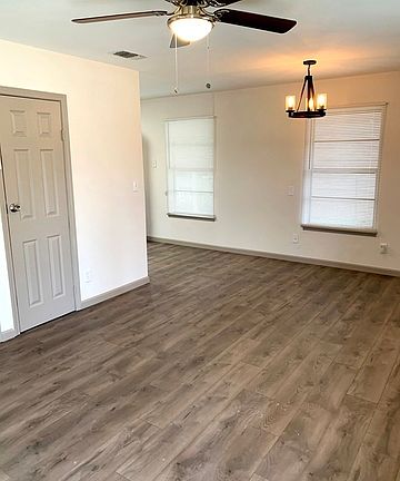 3rd image of 4806 Irma Ave