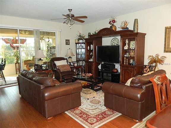 5th image of 29068 Oxmoor Ct