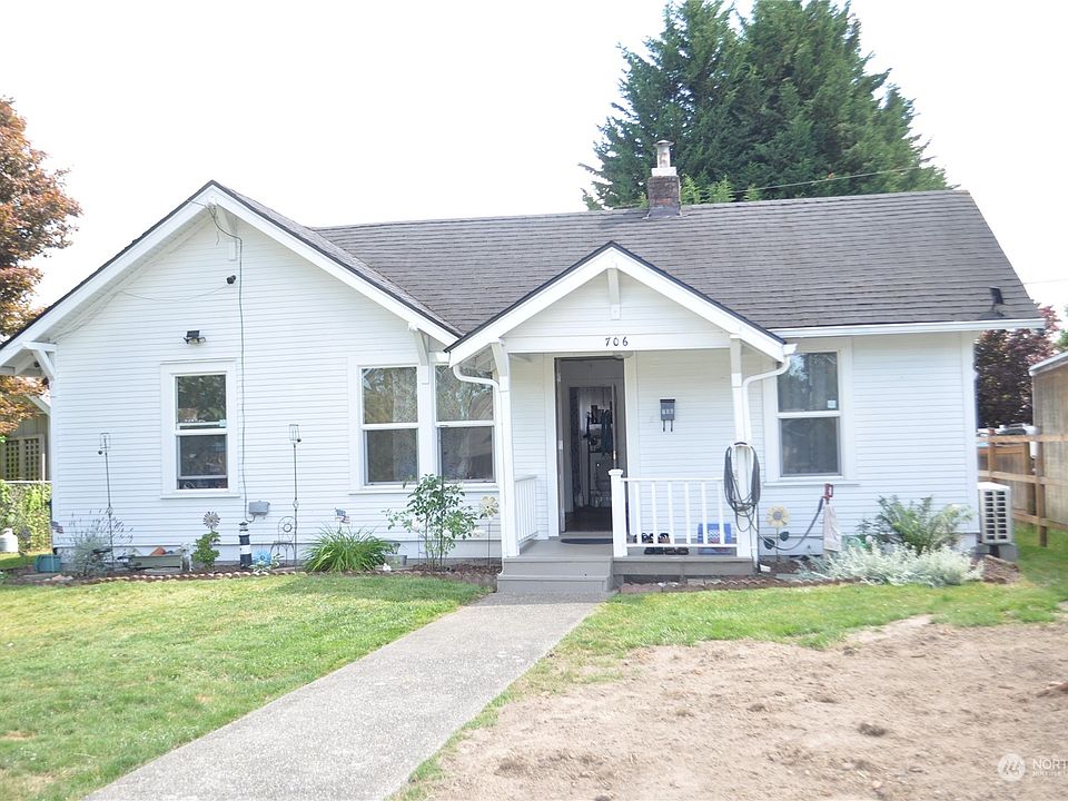1st image of 706 W Pioneer
