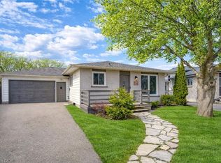 72 Saint Jerome Cres, Kitchener, ON N2C 2L2