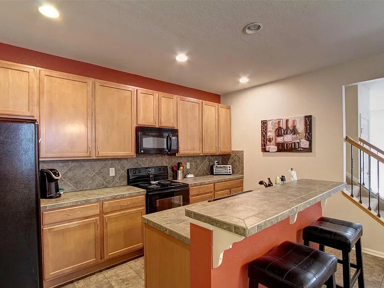 17170 Waterhouse Cir #B — Photo 10