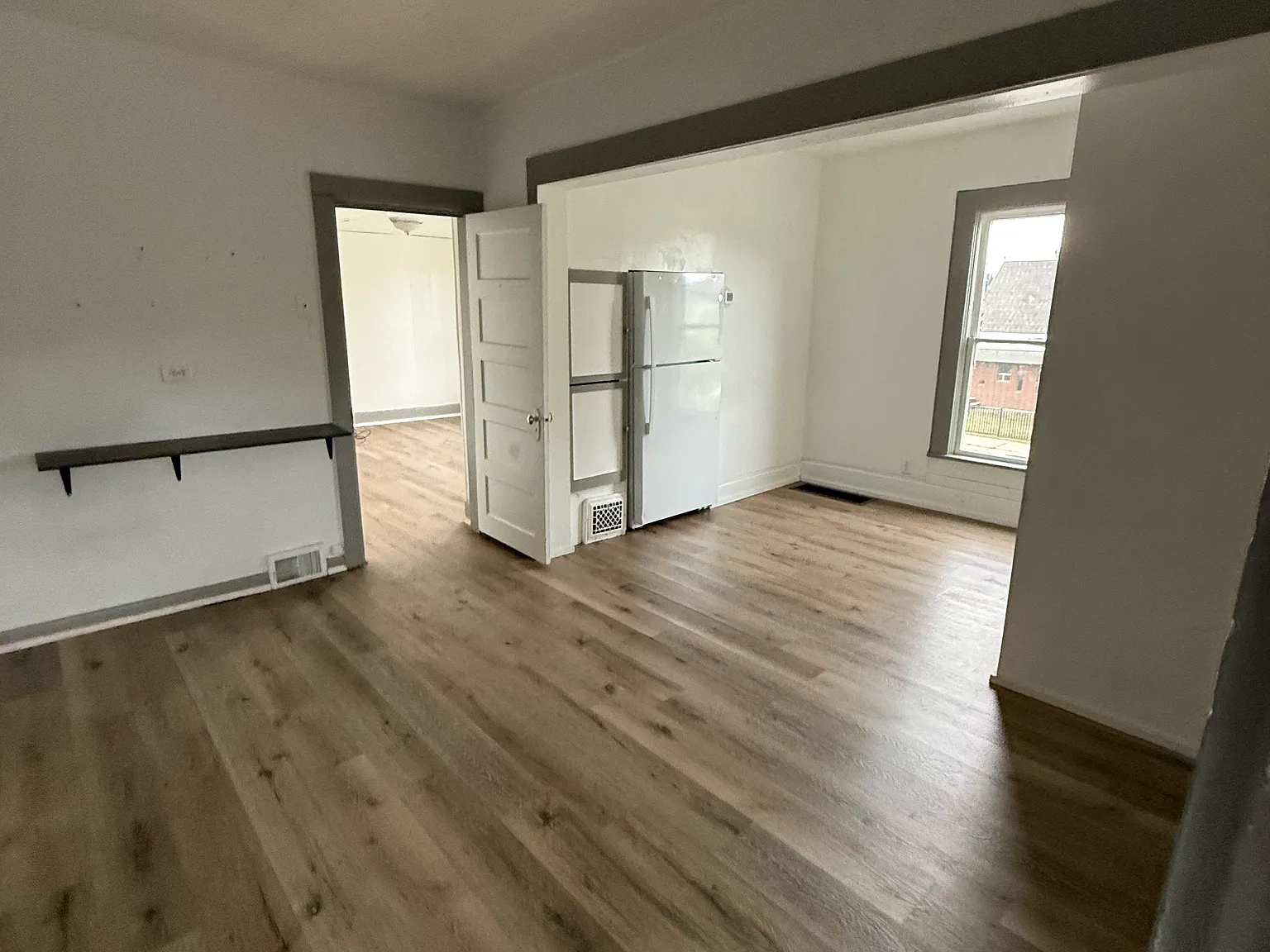 3 bed, $900 — Photo 4