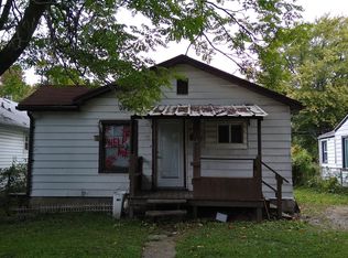 1112 E Mueller Ave, Decatur, IL 62526