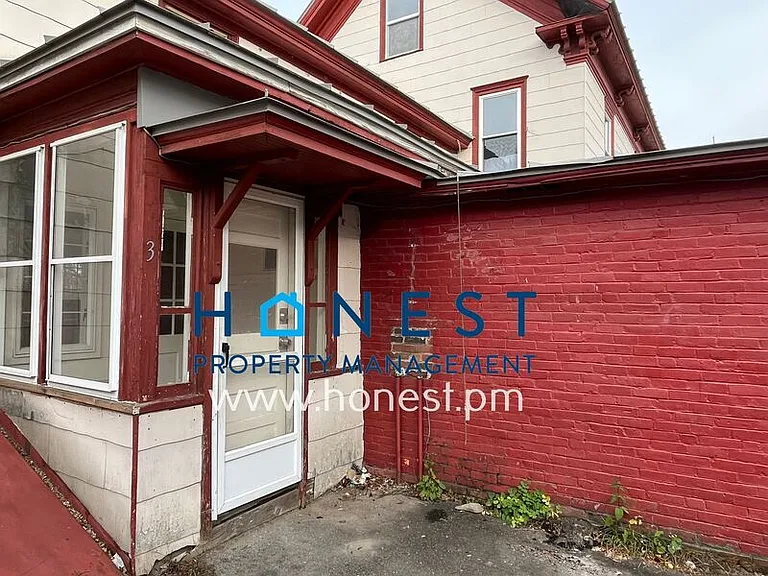 74 Front St #3 — Photo 14