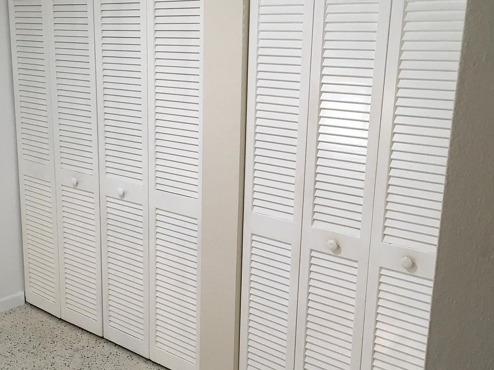 Left - Washer & Dryer closet
Right - AC & Pantry