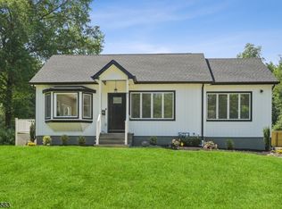 41 Putnam Ave, Berkeley Heights, NJ 07922