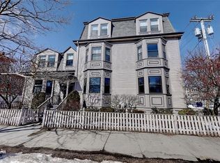 2 Harkness St APT 6, Providence, RI 02909
