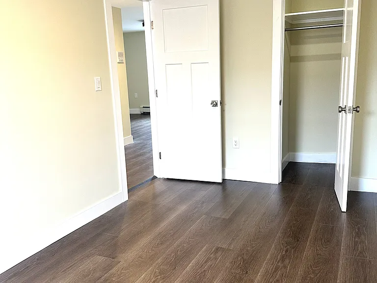 15 Clark St #3 — Photo 4