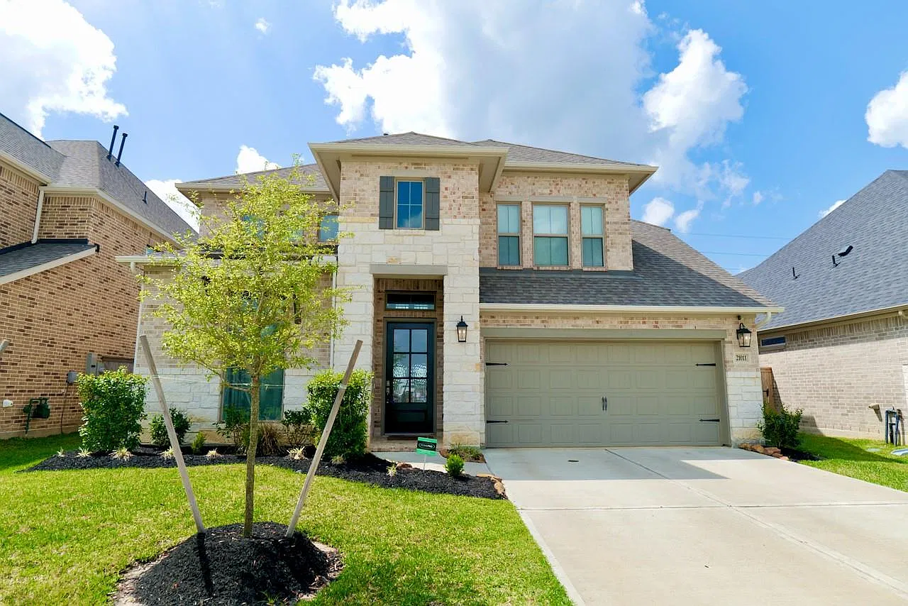 5 bed, 4.0 bath, 2973 sqft, $3,750 — Photo 1