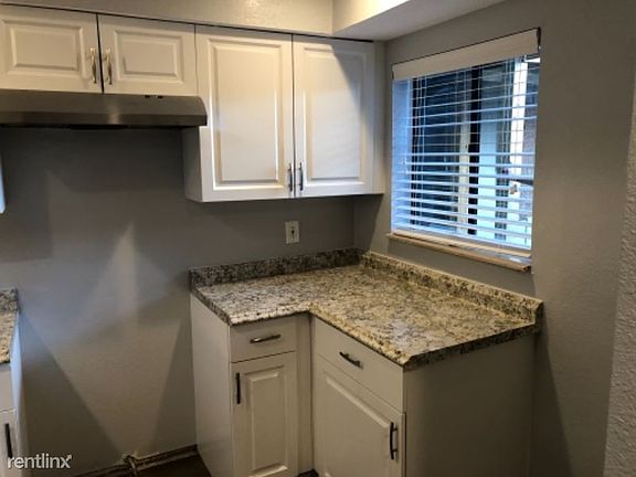 4th image of 153 Scottsdale Sq #153