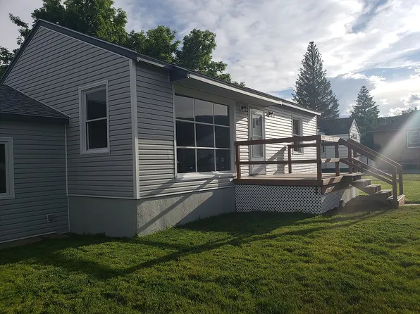 902 Nieman St, Rawlins, WY 82301