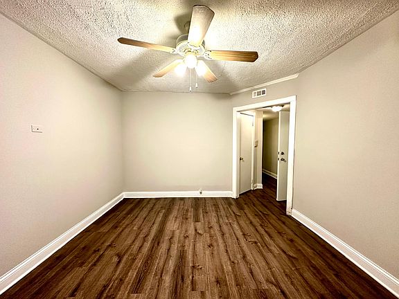 5th image of 2809 N Kedzie Ave #Ga