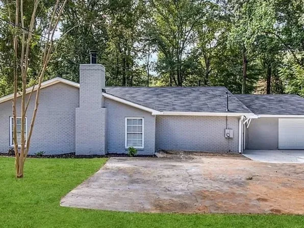 1351 Renee Dr, Decatur, GA 30035