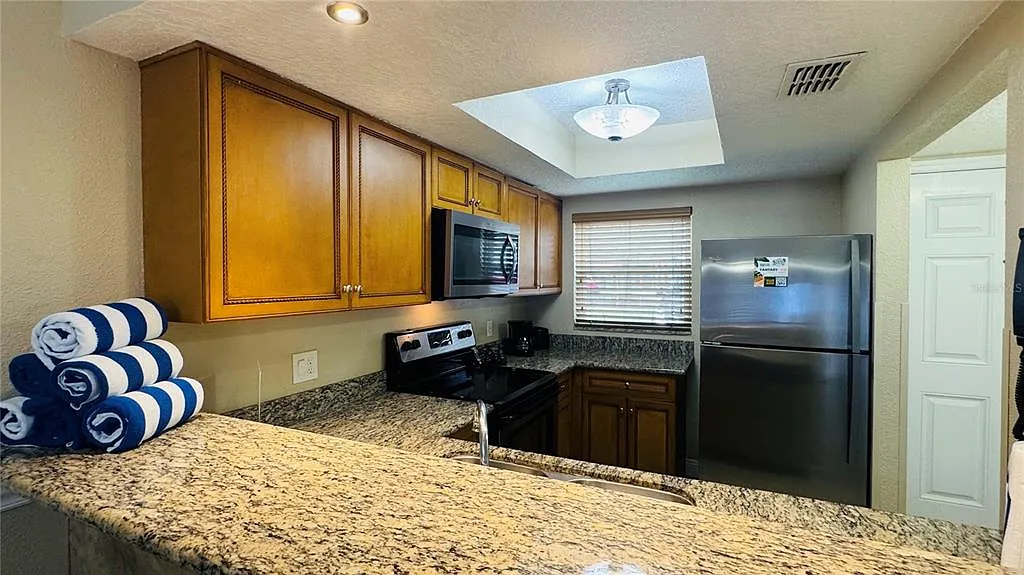 2 bed, 2.0 bath, 1052 sqft, $2,000 — Photo 4
