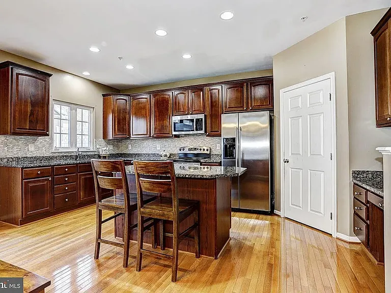 4713 Arsenal Rd — Photo 9
