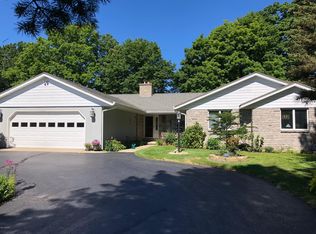 2432 Red Apple Rd, Manistee, MI 49660