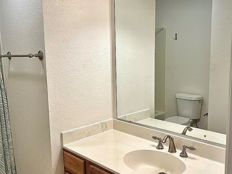 2117 Kimra Ln — Photo 20
