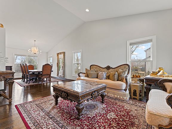 5th image of 2409 Baldwin Ct