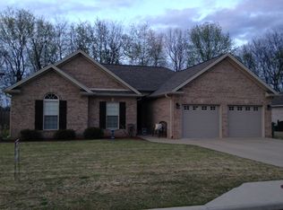 108 Fox Loop, Muscle Shoals, AL 35661