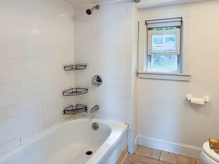 327A Palmer Ave — Photo 6