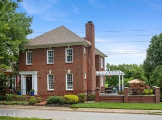 8619 Broecker Blvd, Louisville, KY 40241