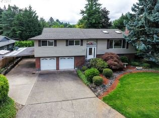 6720 Doncaster Dr, Gladstone, OR 97027