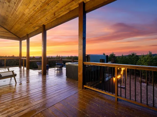 32 Scarlet Oak Trl, Broken Bow, OK 74728