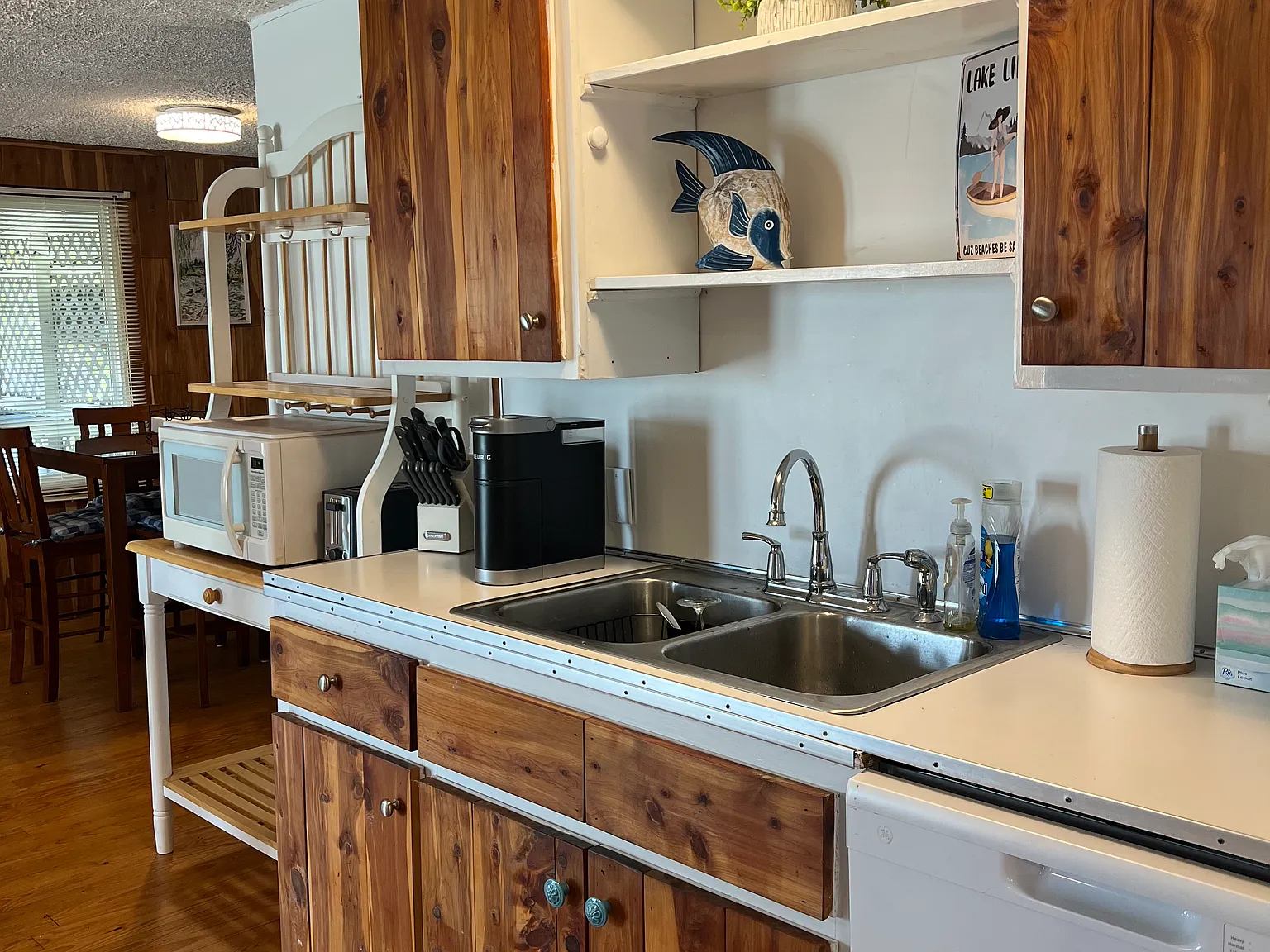 3 bed, 1184 sqft, $1,800 — Photo 3