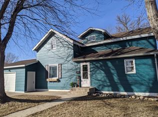 805 E 5th Ave, Milbank, SD 57252