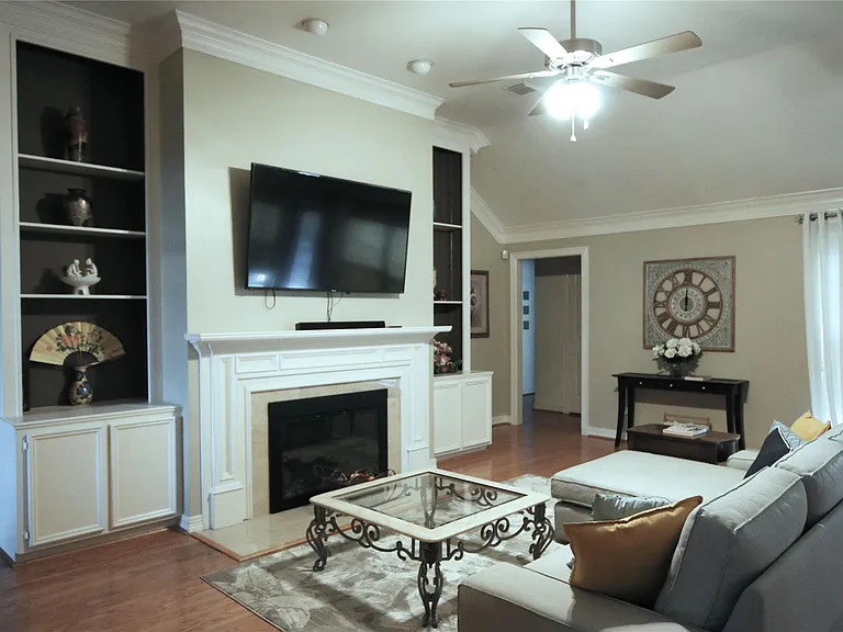 23210 Gate Creek Ct — Photo 12