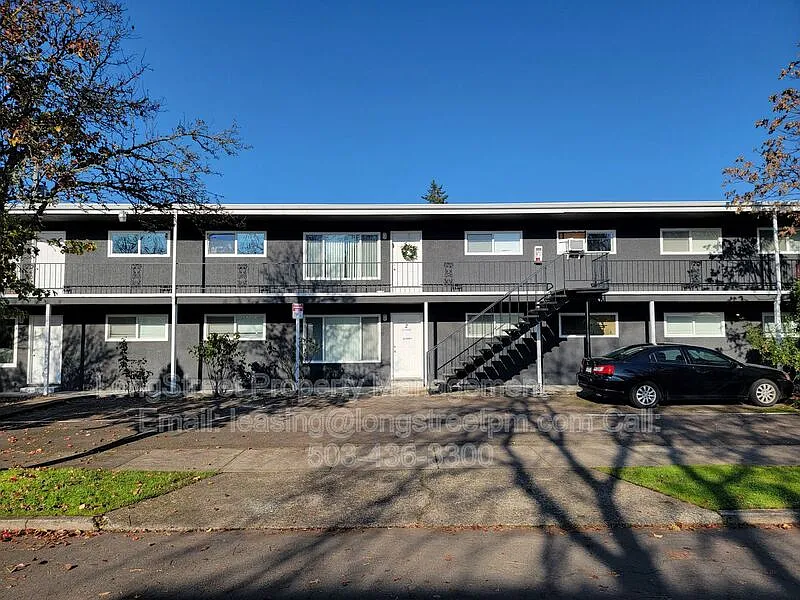 Building Photo - 208 5th Ave SE #202