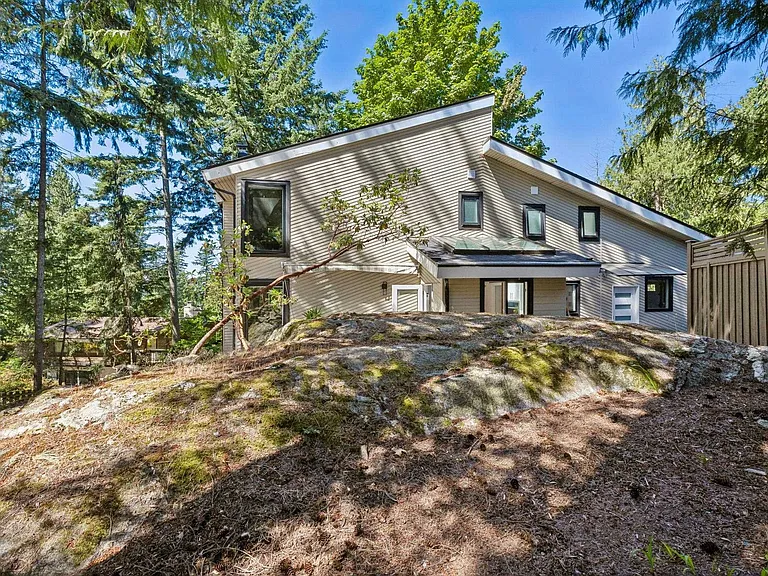 5620 Larson Pl — Photo 38