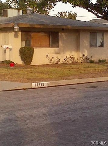 2nd image of 14923 Folger St